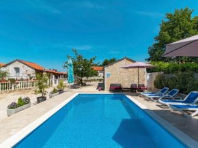 Holiday Home Glavica by Interhome